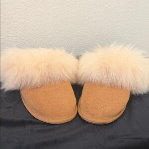 UGG Fluffy Slippers